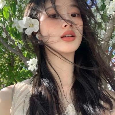 爱在心里口难开
